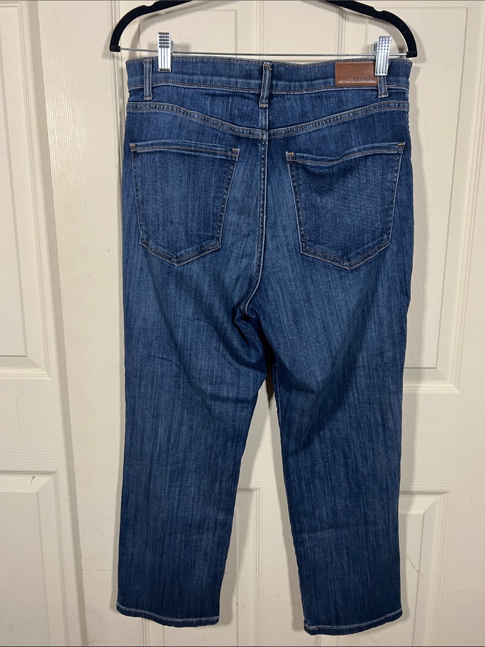 Express jeans, super high-rise, straight leg, cropped, size 10 - Picture 2 of 5